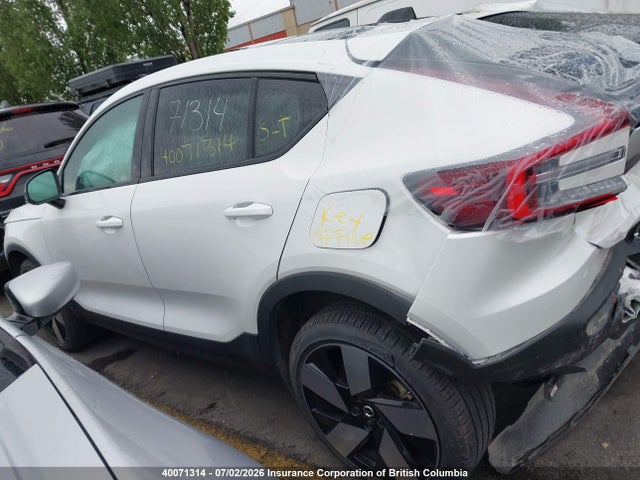 Volvo C40 2023 YV4ED3GM8P2038821 Image 15