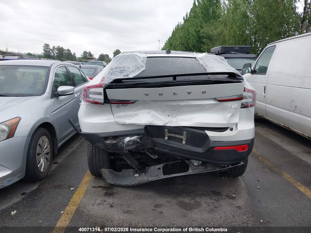 Volvo C40 2023 YV4ED3GM8P2038821 Image 17