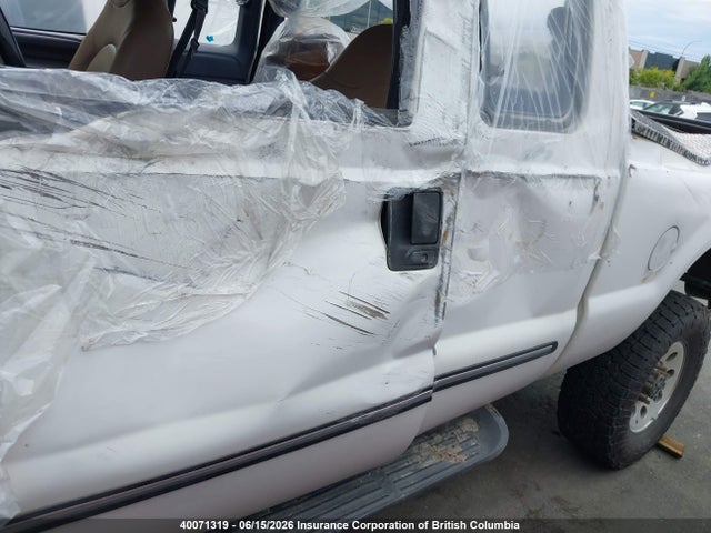 40071319 :رقم المزاد ، 1FTSX31F2XED94218 vin ، 1999 Ford F350 مزاد بيع