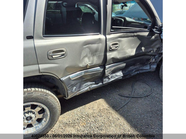 40071353 :رقم المزاد ، 1GKEK13T0YJ161356 vin ، 2000 Gmc Yukon مزاد بيع
