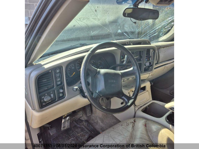 40071353 :رقم المزاد ، 1GKEK13T0YJ161356 vin ، 2000 Gmc Yukon مزاد بيع