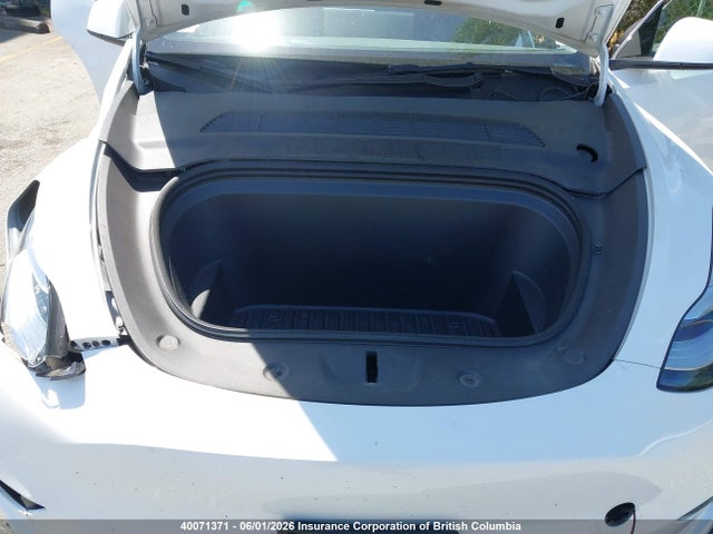 Продаж на аукціоні авто 2023 Tesla Model Y, vin: 7SAYGDEE6PF597051, номер лоту: 40071371
