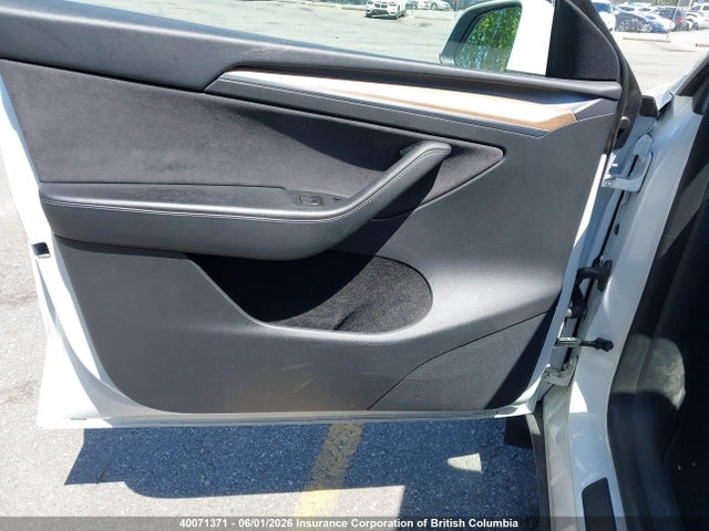 Продаж на аукціоні авто 2023 Tesla Model Y, vin: 7SAYGDEE6PF597051, номер лоту: 40071371