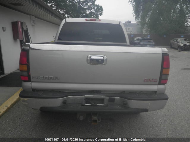 2006 Gmc New Sierra K1500 მანქანა იყიდება აუქციონზე, vin: 2GTEK13T961124194, აუქციონის ნომერი: 40071407