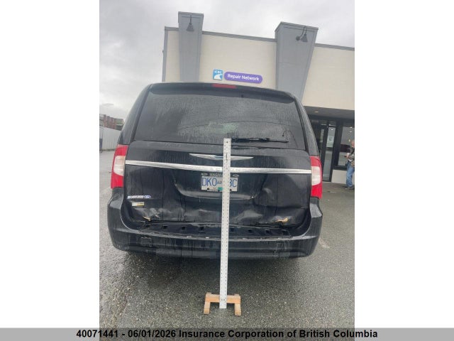 2014 Chrysler Town & Country Touring მანქანა იყიდება აუქციონზე, vin: 2C4RC1BGXER351297, აუქციონის ნომერი: 40071441