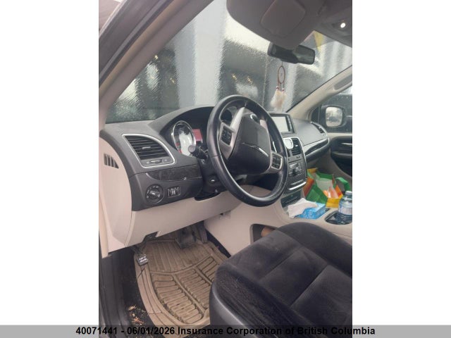 2014 Chrysler Town & Country Touring მანქანა იყიდება აუქციონზე, vin: 2C4RC1BGXER351297, აუქციონის ნომერი: 40071441