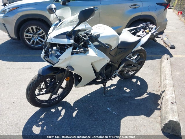 Продажа на аукционе авто 2015 Honda Cbr300 Ra, vin: MLHNC5169F5100877, номер лота: 40071446
