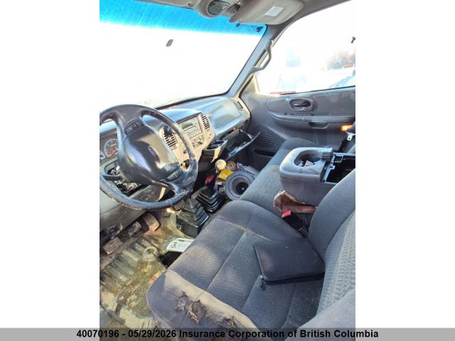 40070196 :رقم المزاد ، 2FTRX18W01CA65863 vin ، 2001 Ford F150 مزاد بيع