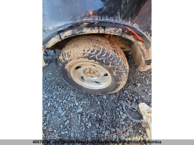 40070196 :رقم المزاد ، 2FTRX18W01CA65863 vin ، 2001 Ford F150 مزاد بيع