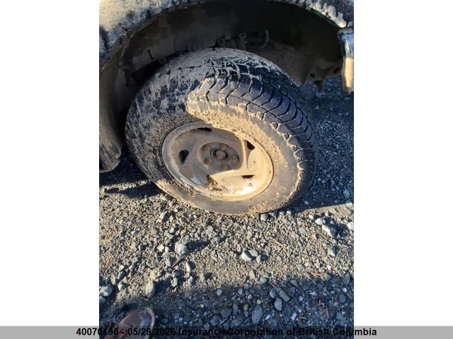 40070196 :رقم المزاد ، 2FTRX18W01CA65863 vin ، 2001 Ford F150 مزاد بيع