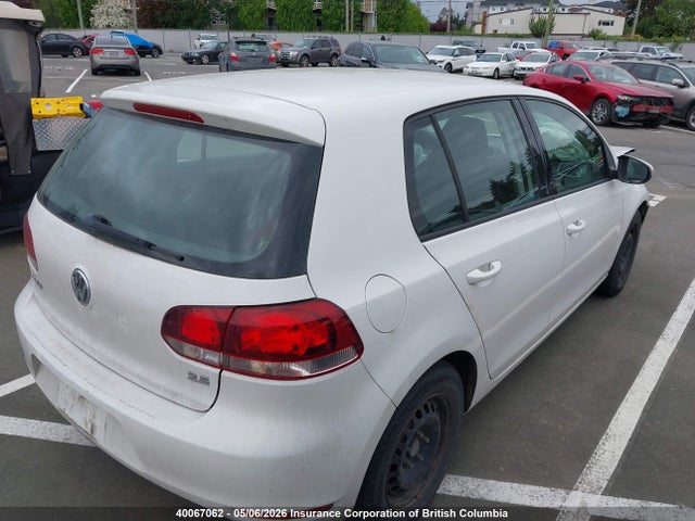 2013 Volkswagen Golf მანქანა იყიდება აუქციონზე, vin: WVWCA7AJXDW101527, აუქციონის ნომერი: 40067062