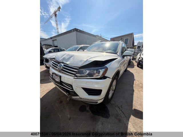 Auction sale of the 2016 Volkswagen Touareg Sport/lux/executive, vin: WVGEF9BP8GD012656, lot number: 40071534