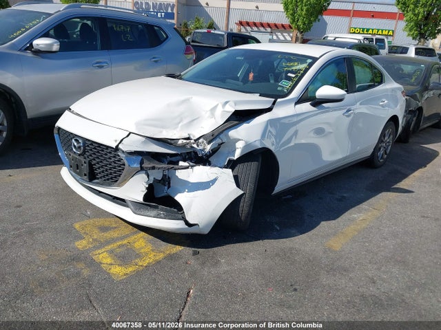 3MZBPAB7XNM305480 Mazda 3 SELECT