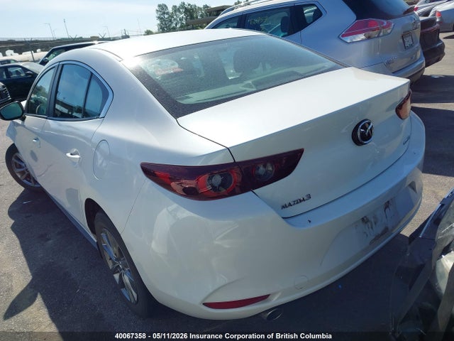 3MZBPAB7XNM305480 Mazda 3 SELECT