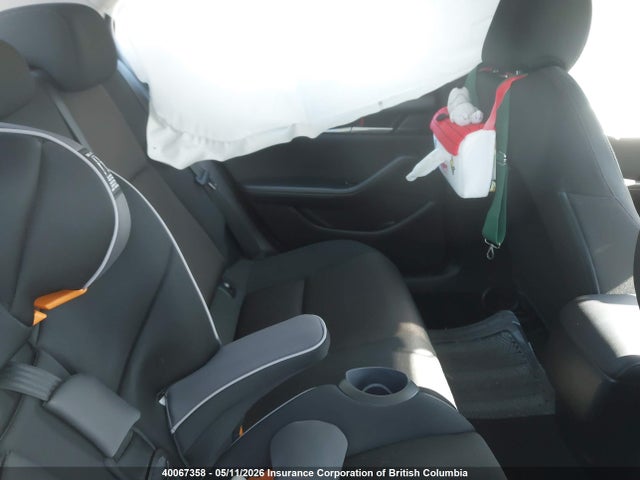 3MZBPAB7XNM305480 Mazda 3 SELECT
