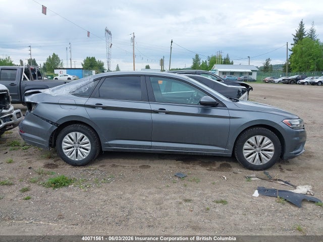 Продажа на аукционе авто 2019 Volkswagen Jetta, vin: 3VWN57BU1KM011179, номер лота: 40071561