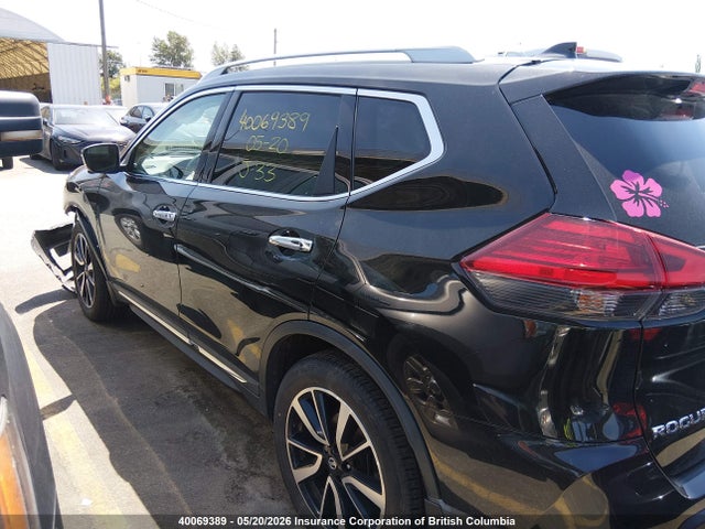 40069389 :رقم المزاد ، 5N1AT2MV0HC850763 vin ، 2017 Nissan Rogue Sv/sl مزاد بيع
