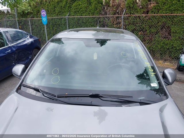 40071563 :رقم المزاد ، 3KPA25AD8ME432376 vin ، 2021 Kia Rio مزاد بيع