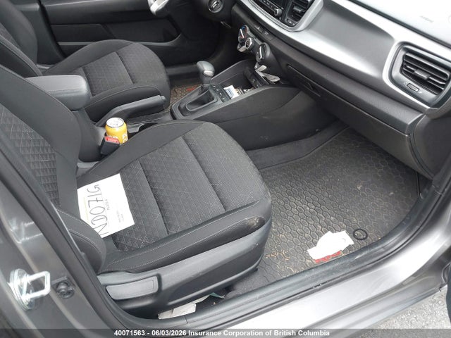 40071563 :رقم المزاد ، 3KPA25AD8ME432376 vin ، 2021 Kia Rio مزاد بيع