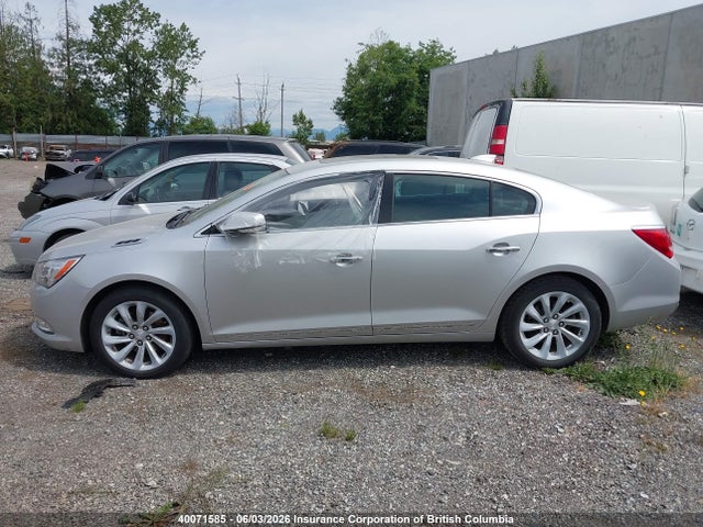40071585 :رقم المزاد ، 1G4GB5G37GF275499 vin ، 2016 Buick Lacrosse مزاد بيع