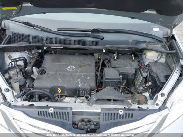 Продажа на аукционе авто 2015 Toyota Sienna Le, vin: 5TDKK3DC3FS616788, номер лота: 40071587
