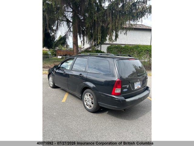 2005 Ford Focus მანქანა იყიდება აუქციონზე, vin: 1FAFP36N45W208757, აუქციონის ნომერი: 40071592