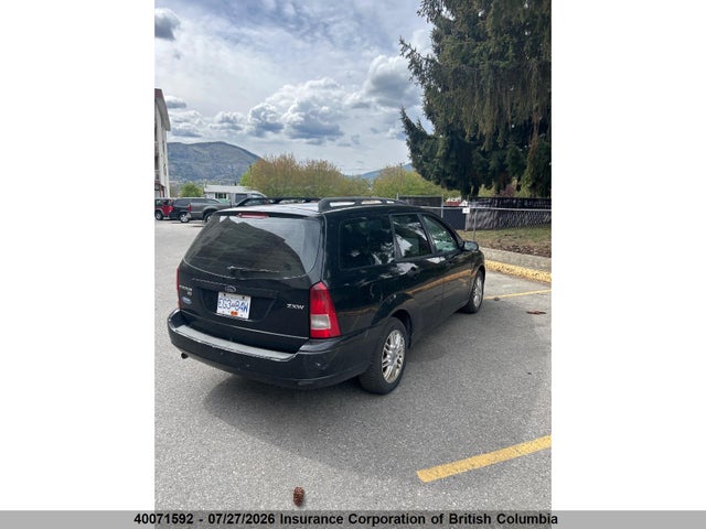 2005 Ford Focus მანქანა იყიდება აუქციონზე, vin: 1FAFP36N45W208757, აუქციონის ნომერი: 40071592