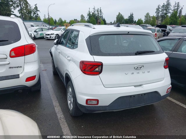 Auction sale of the 2022 Hyundai Venue Sel/limited, vin: KMHRC8A37NU145926, lot number: 40069040