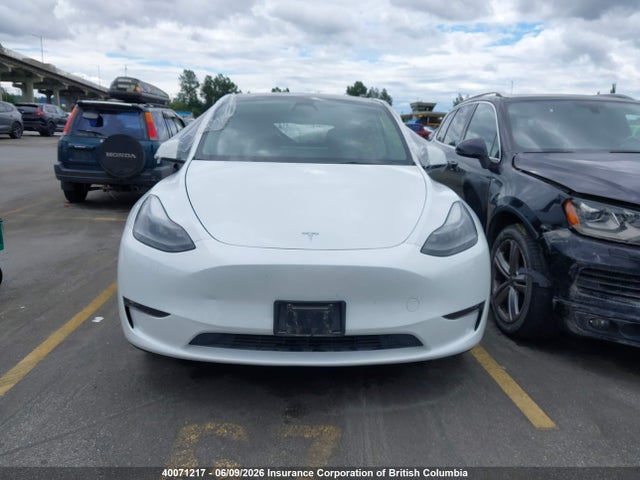 7SAYGDEE4PF777418 Tesla Model Y
