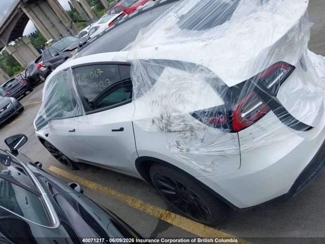 7SAYGDEE4PF777418 Tesla Model Y