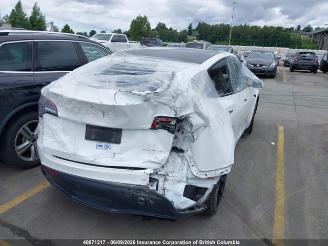 7SAYGDEE4PF777418 Tesla Model Y