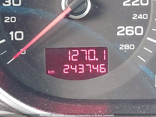 40071612 :رقم المزاد ، WA1JYCFE7AD002396 vin ، 2010 Audi Q7 مزاد بيع