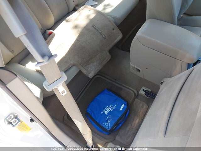 2005 Toyota Camry მანქანა იყიდება აუქციონზე, vin: 4T1CE38P55U529439, აუქციონის ნომერი: 40071631