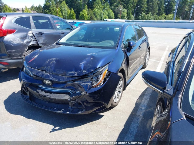 40066846 :رقم المزاد ، 5YFBPMBE9NP367500 vin ، 2022 Toyota Corolla Le/xle مزاد بيع