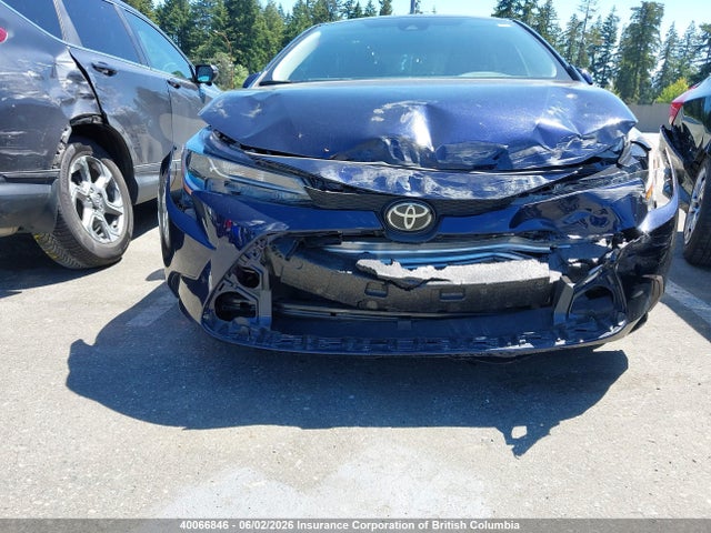 40066846 :رقم المزاد ، 5YFBPMBE9NP367500 vin ، 2022 Toyota Corolla Le/xle مزاد بيع