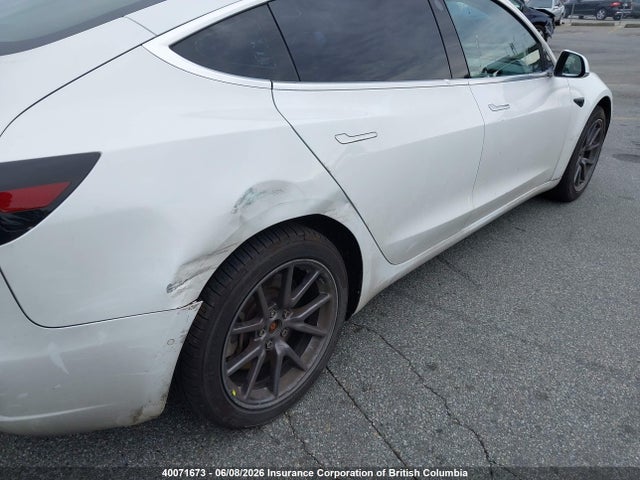 Tesla MODEL 3 2019 5YJ3E1EAXKF426384 Image 6