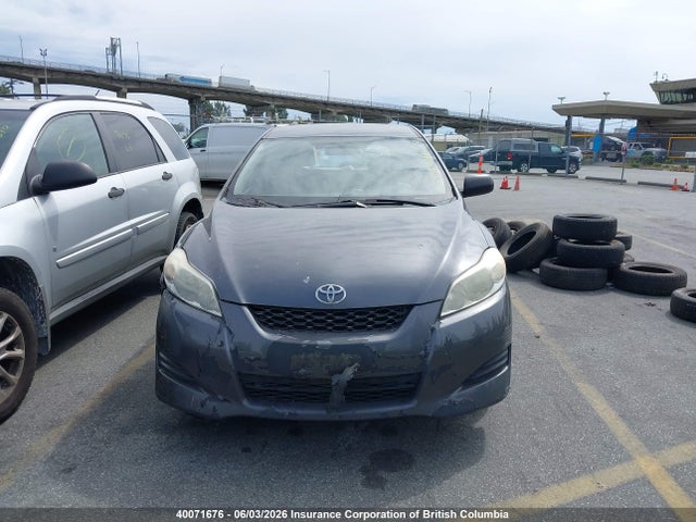 40071676 :رقم المزاد ، 2T1KU4EE7AC218842 vin ، 2010 Toyota Corolla Matrix مزاد بيع
