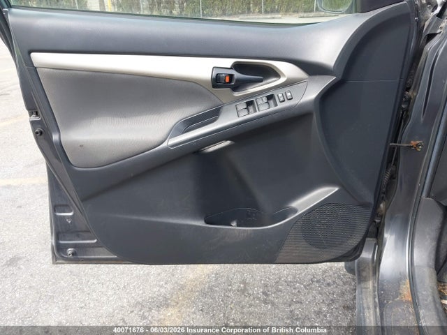 40071676 :رقم المزاد ، 2T1KU4EE7AC218842 vin ، 2010 Toyota Corolla Matrix مزاد بيع