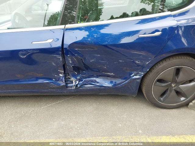 Продажа на аукционе авто 2019 Tesla Model 3, vin: 5YJ3E1EA5KF396629, номер лота: 40071683
