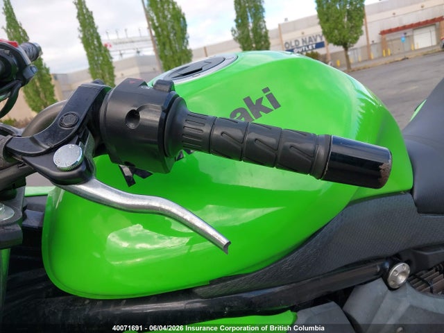 2011 Kawasaki Ex400 Cb მანქანა იყიდება აუქციონზე, vin: JKAEXKC13BDA03369, აუქციონის ნომერი: 40071691