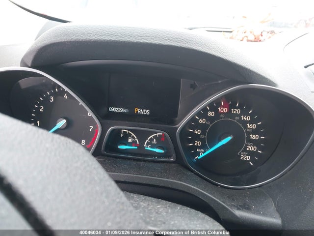 Продажа на аукционе авто 2018 Ford Escape Se, vin: 1FMCU9GD5JUA87589, номер лота: 40046034