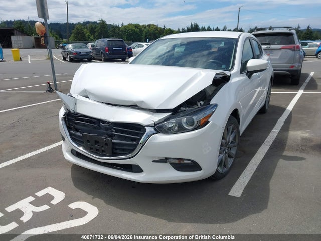 Aukcja sprzedaży 2018 Mazda 3 Touring, vin: 3MZBN1L3XJM205701, numer aukcji: 40071732