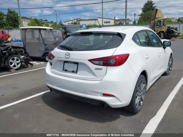 Aukcja sprzedaży 2018 Mazda 3 Touring, vin: 3MZBN1L3XJM205701, numer aukcji: 40071732