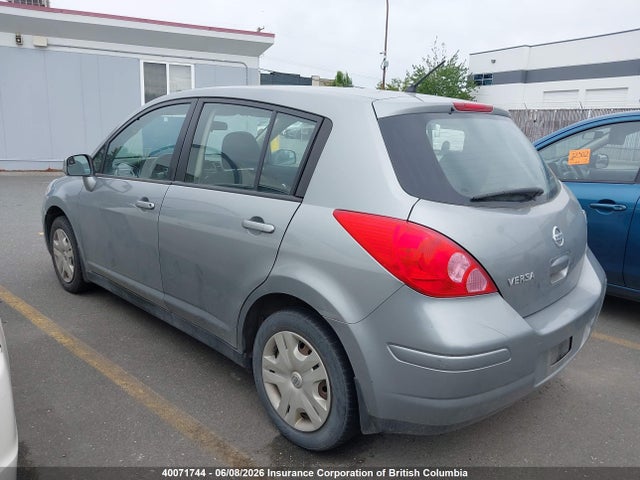 40071744 :رقم المزاد ، 3N1BC1CP2AL452991 vin ، 2010 Nissan Versa مزاد بيع