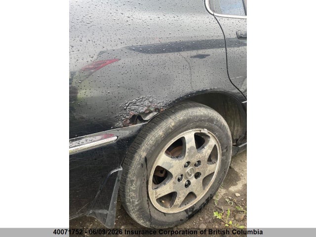 Продажа на аукционе авто 2001 Acura 3.5rl, vin: JH4KA96561C800037, номер лота: 40071752