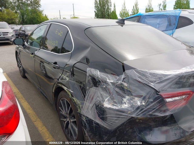 2021 Toyota Camry Xle/se მანქანა იყიდება აუქციონზე, vin: 4T1B21HK0MU015414, აუქციონის ნომერი: 40068229
