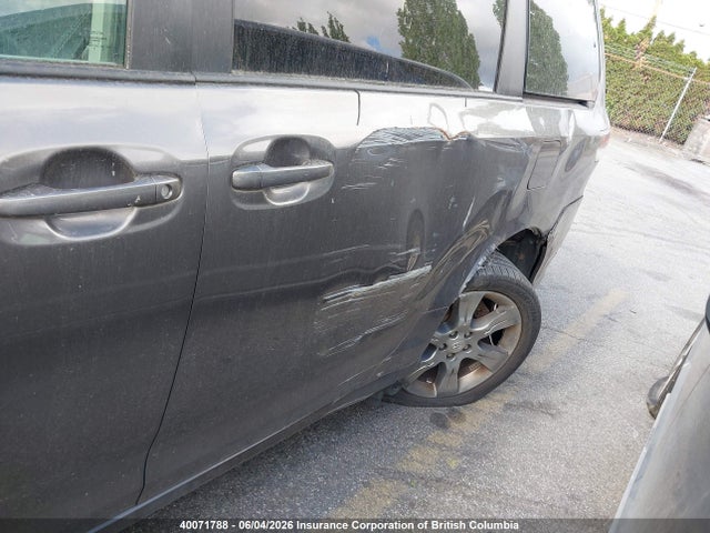40071788 :رقم المزاد ، 5TDXK3DC0BS091446 vin ، 2011 Toyota Sienna Sport مزاد بيع