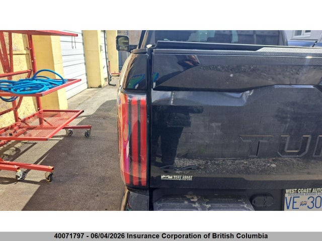 40071797 :رقم المزاد ، 5TFNA5DB8PX099261 vin ، 2023 Toyota Tundra Platinum مزاد بيع