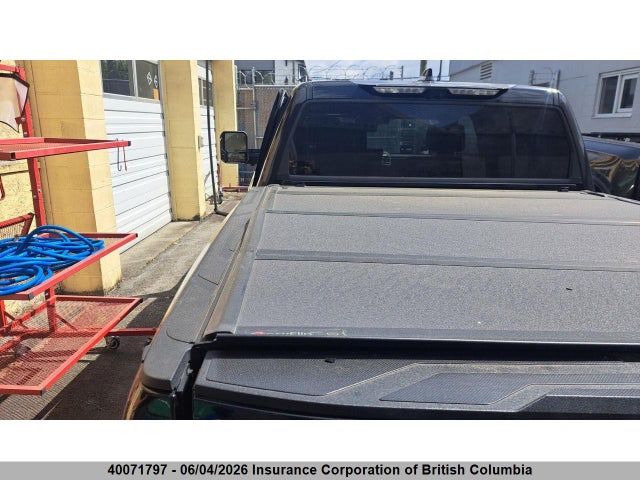 40071797 :رقم المزاد ، 5TFNA5DB8PX099261 vin ، 2023 Toyota Tundra Platinum مزاد بيع
