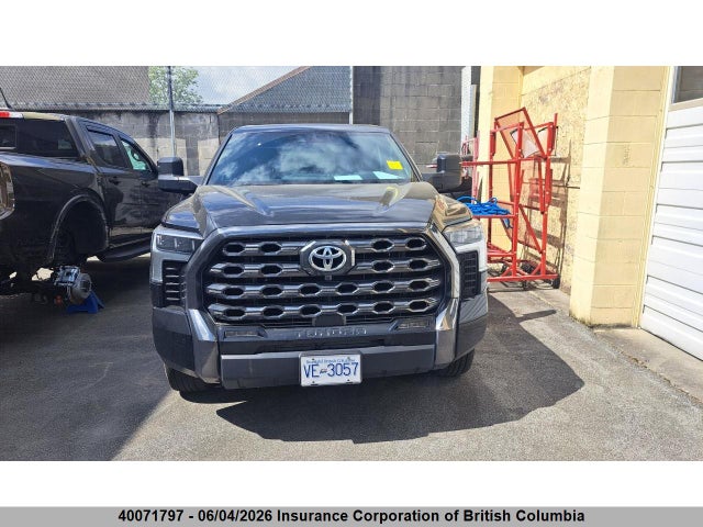 40071797 :رقم المزاد ، 5TFNA5DB8PX099261 vin ، 2023 Toyota Tundra Platinum مزاد بيع